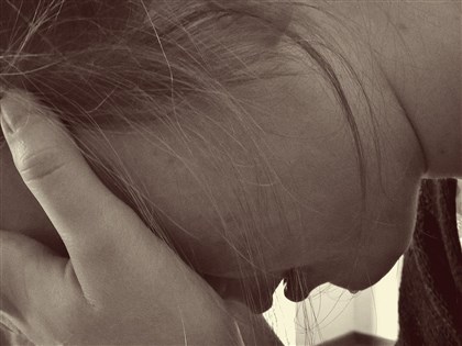 詐騙集團誆杜拜打工半年賺百萬 50人遭囚虐待