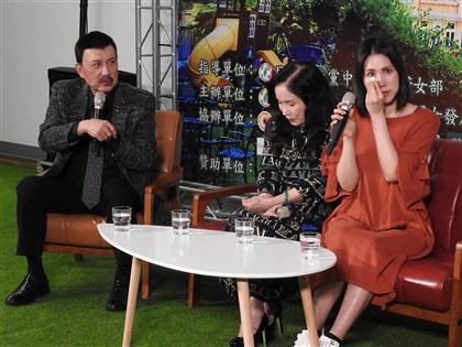 余苑綺靈堂預計23日開放 余天苦勸李亞萍放下別再哭