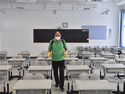 海南疫情降溫 北京開學在即校園封閉管理