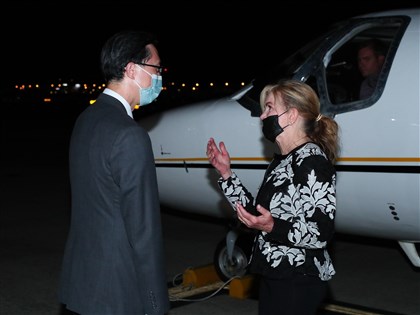 美議員接續訪台 美國務院：持續依循政策挺台灣