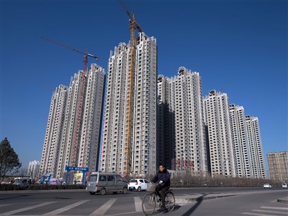 中國房市吹寒風 房企黃金旺季不忙銷售忙債務