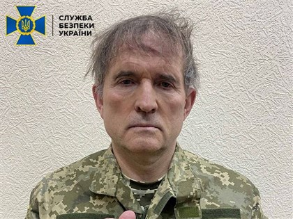 俄羅斯換俘接回蒲亭盟友梅維楚克 前烏克蘭政壇要角淪叛國賊