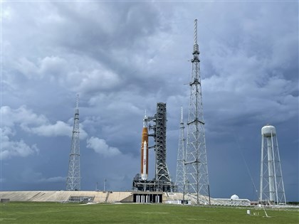 熱帶風暴攪局 NASA登月火箭試射第三度中止
