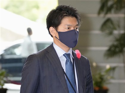 內舉不避親？日相岸田兒子任首相秘書官惹議