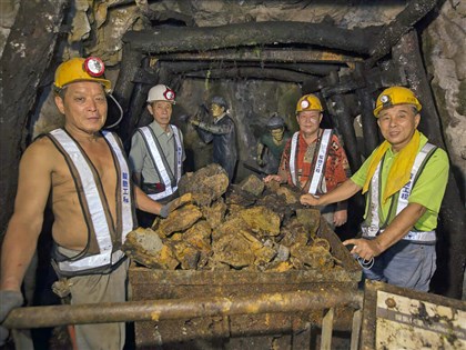 本山五坑估11月重啟  近8旬礦工義不容辭助修復