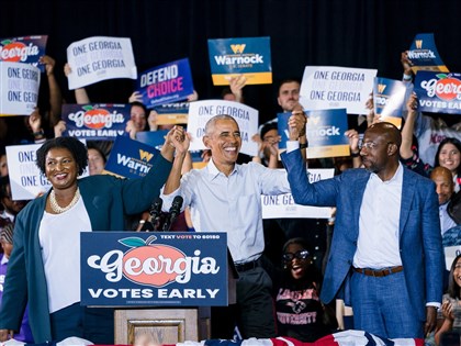 美期中選舉戰況激烈 歐巴馬重返政治舞台拉票