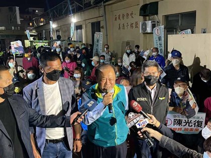 澎湖沒棄保藍天變綠地 陳光復三角督突破重圍