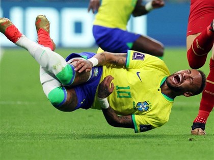内马尔脚踝扭伤 巴西迎战瑞士将缺阵