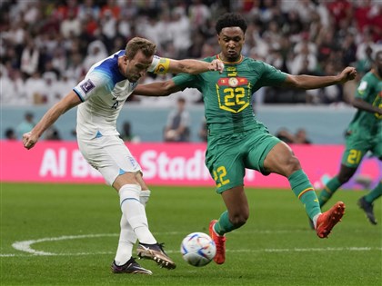 上屆世界盃金靴獎得主 英格蘭隊長凱恩終於進球