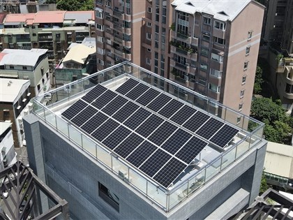 政院提修法續拚再生能源 新建物屋頂應設太陽光發電設備