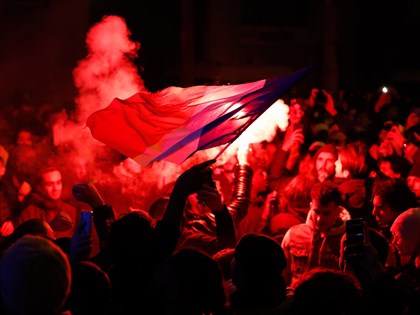 法國摩洛哥世足賽後傳慘劇 球迷動亂14歲少年遭汽車輾斃