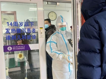 中國放棄清零後病亡人數 專家估1至2百萬人