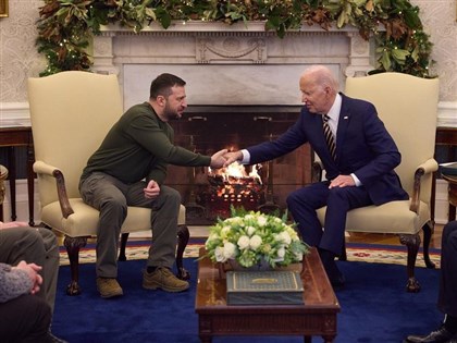 澤倫斯基將對美國國會演說 裴洛西將他比作邱吉爾