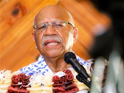 斐濟政權和平轉移 親西方前總理拉布卡再次上台