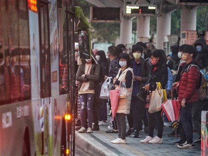 本土2萬5270例 增20死、134例中重症