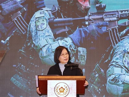 習近平談兩岸一家親  蔡總統：解放軍活動無助和平