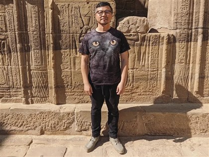 台灣影人陳炫劭埃及遭誣竊盜文物 關小房間沒收手機無法見律師