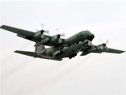 空軍2架C-130型運輸機待命 支援離島春節疏運