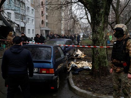 乌克兰直升机坠毁 内政部长等16人丧生