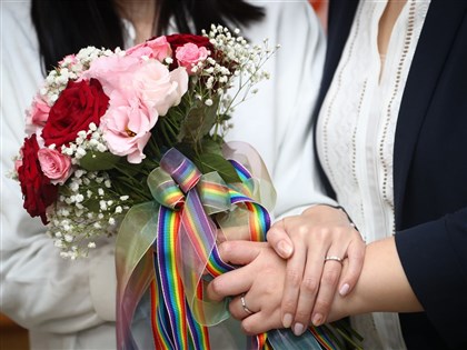 內政部函釋跨國同性伴侶可結婚 同志團體讚終於團圓