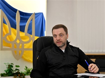 乌克兰内政部长殉职 曾协助换囚穿防弹背心冲前线