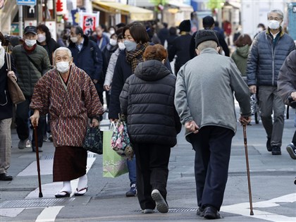 若無危險新變種 日本擬5月降級COVID-19為流感