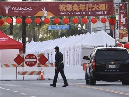 加州亞裔大城蒙特瑞公園市槍擊案10死 警方與嫌疑犯對峙