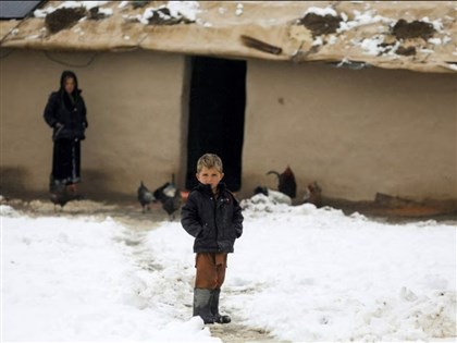 阿富汗天氣嚴寒降大雪 過去兩週至少104人喪命