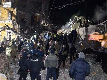 澤倫斯基：俄軍投入更多軍隊 烏東前線益發吃緊