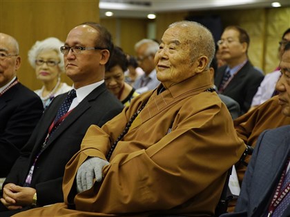 星雲法師97歲圓寂 開創佛光山、一生致力推動人間佛教