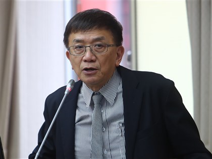 運安會主委楊宏智遭爆上班外出訪友 行政院3天內完成調查