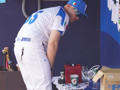 經典賽義大利膠囊咖啡機吸睛 皮耶薩想要咖啡師