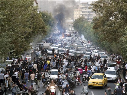 伊朗赦免2.2萬反政府示威人士