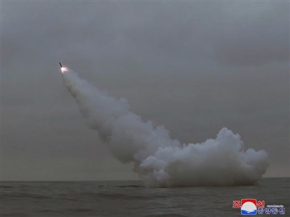 北韩潜舰试射2枚战略巡弋飞弹 美韩军演前展武力