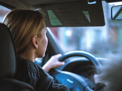 瑞典青少年免汽車駕照可上路 車輛需改裝限速30公里