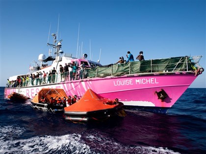 班克西移民救援船遭扣留 義大利：未遵守指令