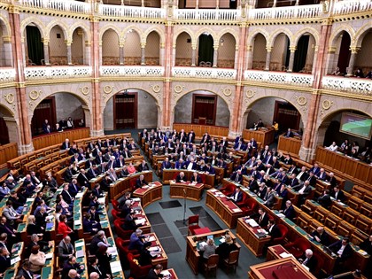 芬蘭入北約申請 匈牙利國會通過