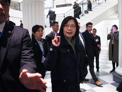 華爾街日報：蔡總統低調訪美 與馬英九訪中成對比