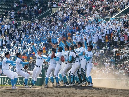 山梨學院7比3勝報德 奪隊史及山梨縣甲子園首冠