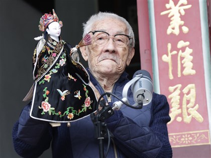 布袋戲大師工作坊 92歲陳錫煌連續14年當導師