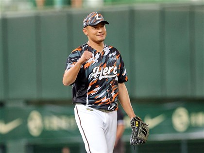 陳傑憲2分砲助統一獅勝味全龍 陳韻文130次救援破中職紀錄