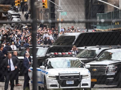 川普為封口費案出庭 媒體密切跟拍似回到過去