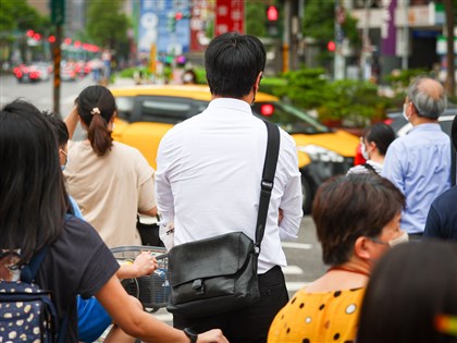 年終獎金今年平均1.68個月 金融保險3.39個月居冠