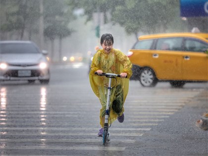 台南以北等15縣市大雨特報 20日局部地區防豪大雨