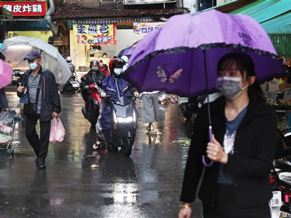 鋒面接近 台中以北、澎湖等9縣市大雨特報