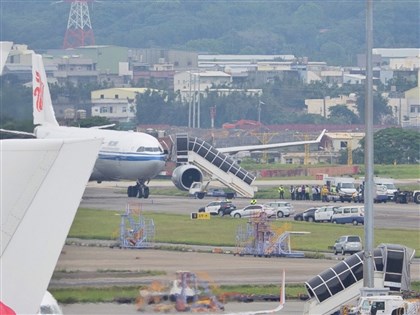 中國國際航空班機傳有爆裂物 航警局清查未發現[影]