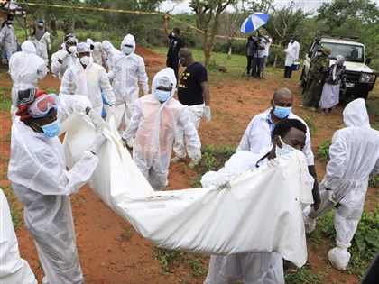 肯亞邪教案件警方繼續挖墳 又發現16具遺體增至89死