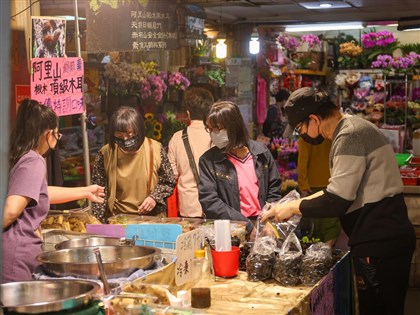 早安世界》3月景氣低迷燈號連5藍 國發會估第3季緩步復甦