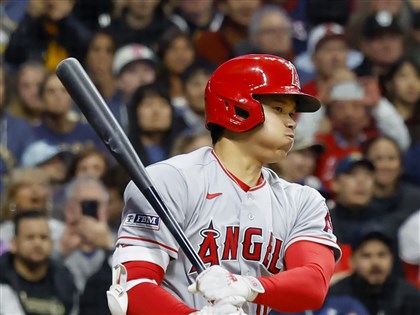 影片／大谷翔平單場3安2盜壘 吉田正尚連9場敲安