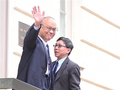 鄧振中拜會美貿易代表署 洽談貿易倡議下一步